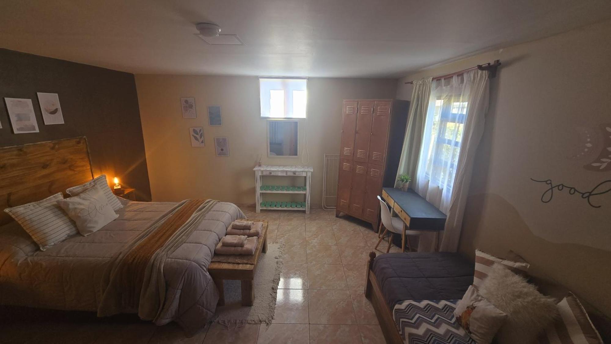 Hostel Del Lago, Habitaciones Privadas Y Cabanas El Chalten Εξωτερικό φωτογραφία