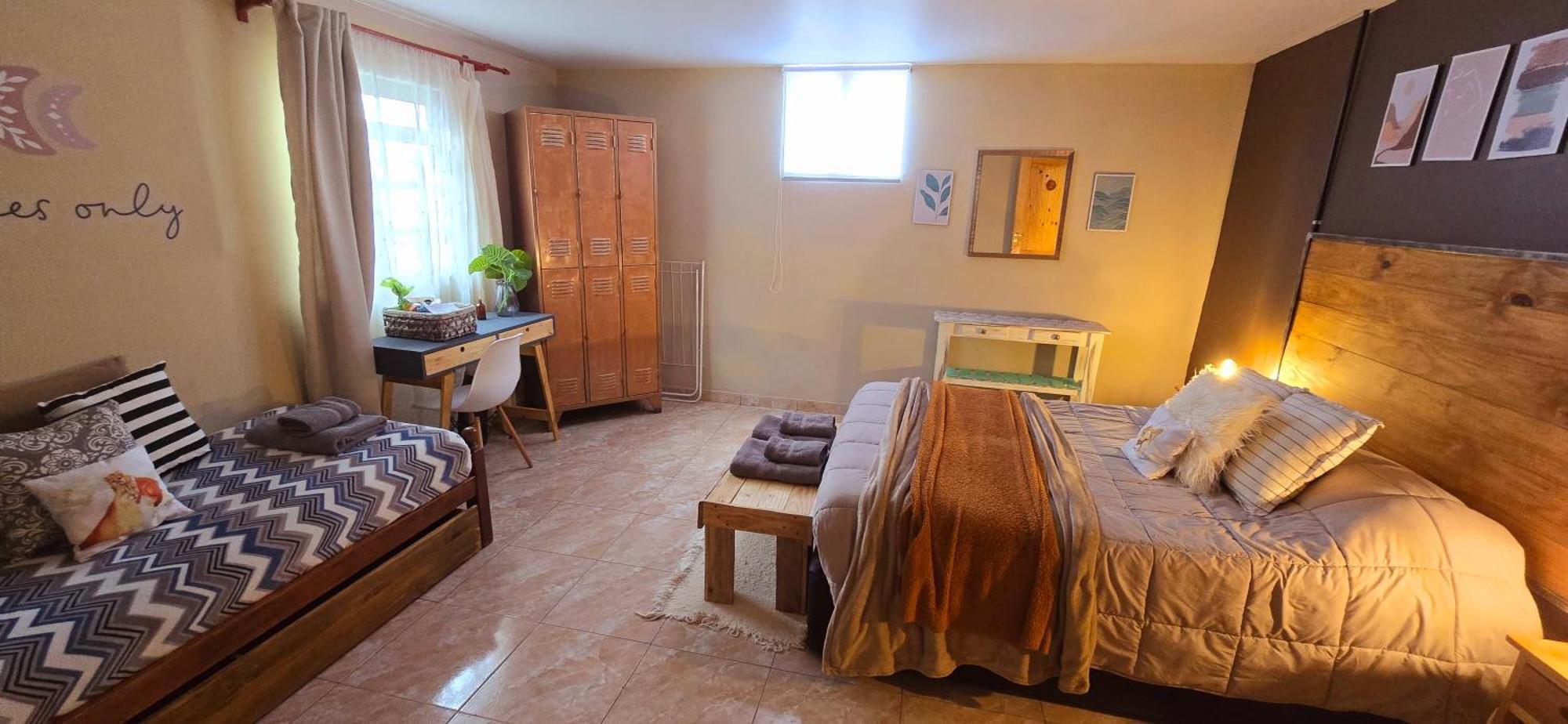 Hostel Del Lago, Habitaciones Privadas Y Cabanas El Chalten Εξωτερικό φωτογραφία