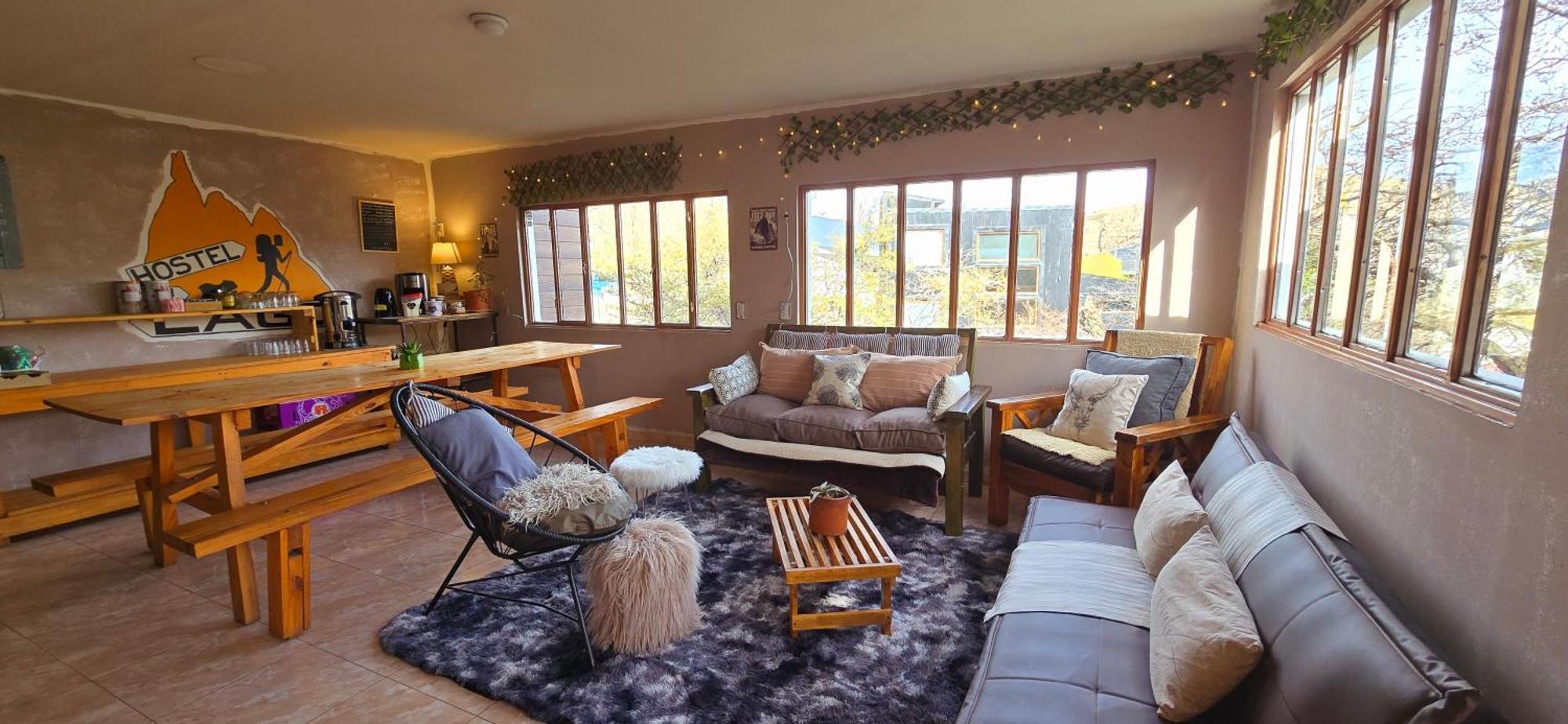 Hostel Del Lago, Habitaciones Privadas Y Cabanas El Chalten Εξωτερικό φωτογραφία