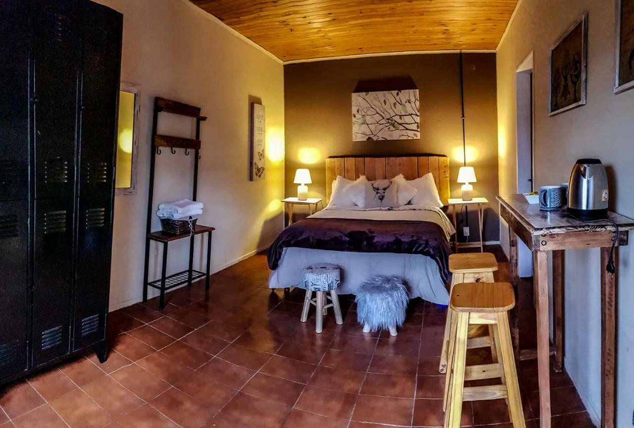 Hostel Del Lago, Habitaciones Privadas Y Cabanas El Chalten Εξωτερικό φωτογραφία